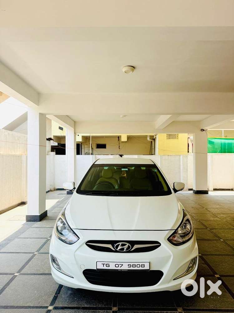 Hyundai Verna Sx(0) Full Top End 6 Airbags With Good Condition