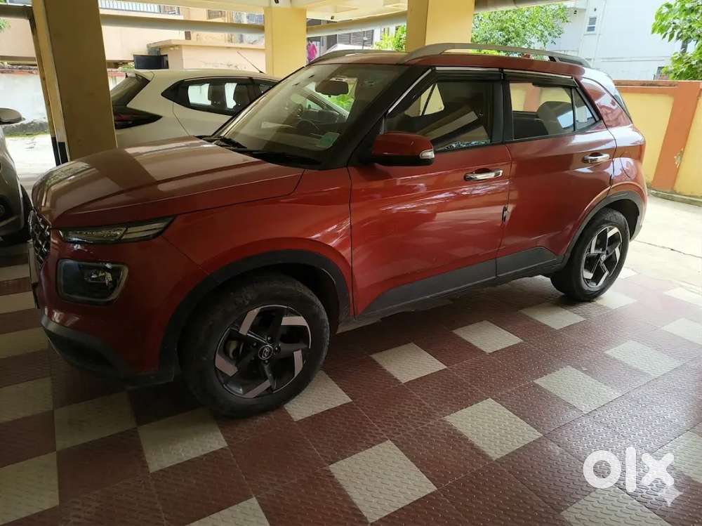 Hyundai Venue Automatic Top Model