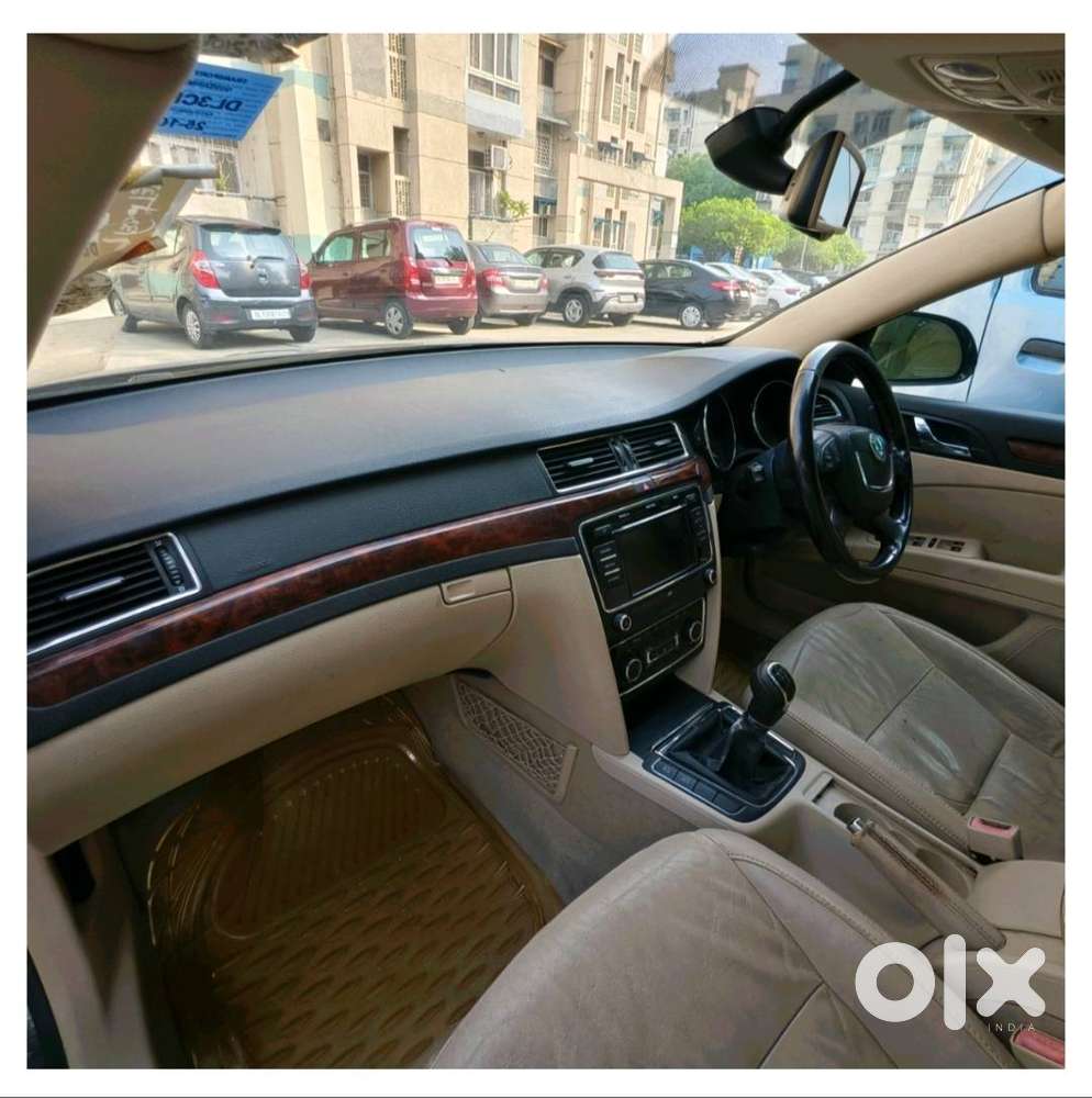 Bs4 Skoda Superb Petrol 1.8 Tsi Top Variant Elegance