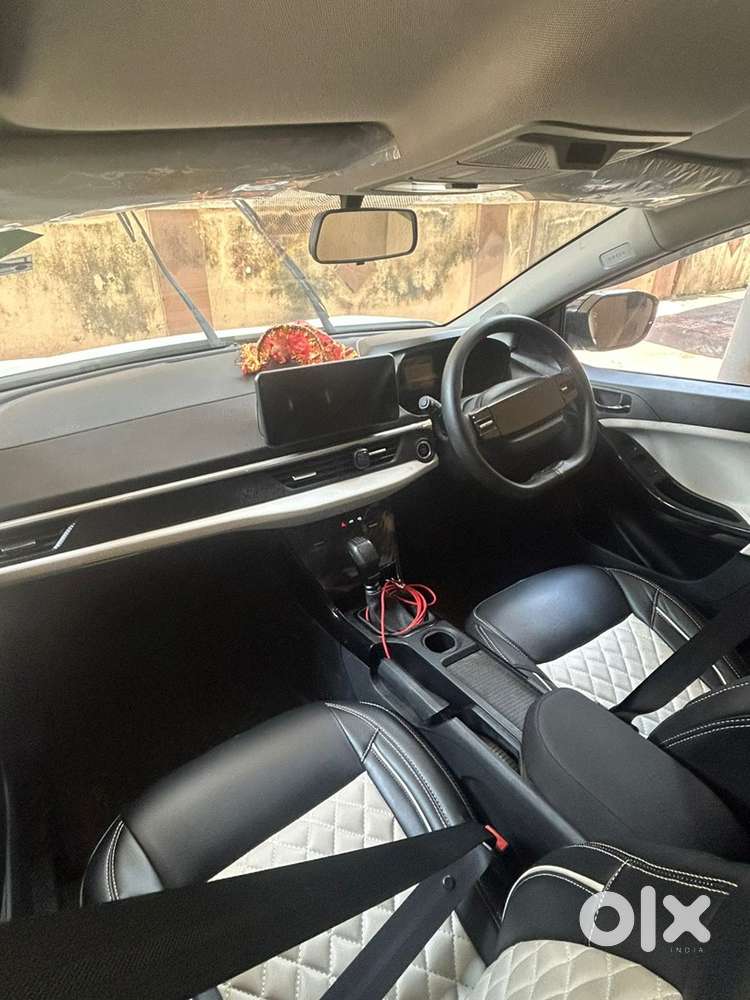 Tata Nexon 2025 Hybrid