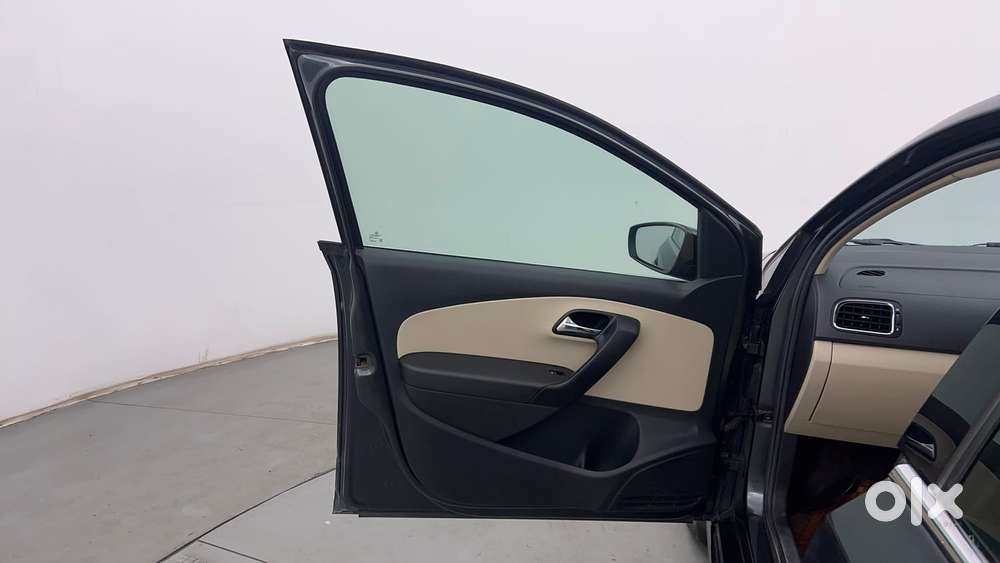 Skoda Rapid 1.0 Style At, 2020, Petrol