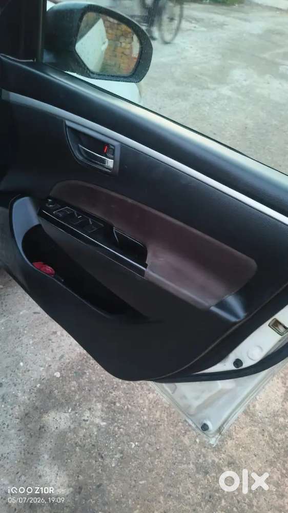 Maruti Suzuki Swift 2013 Diesel 96000 Km Driven