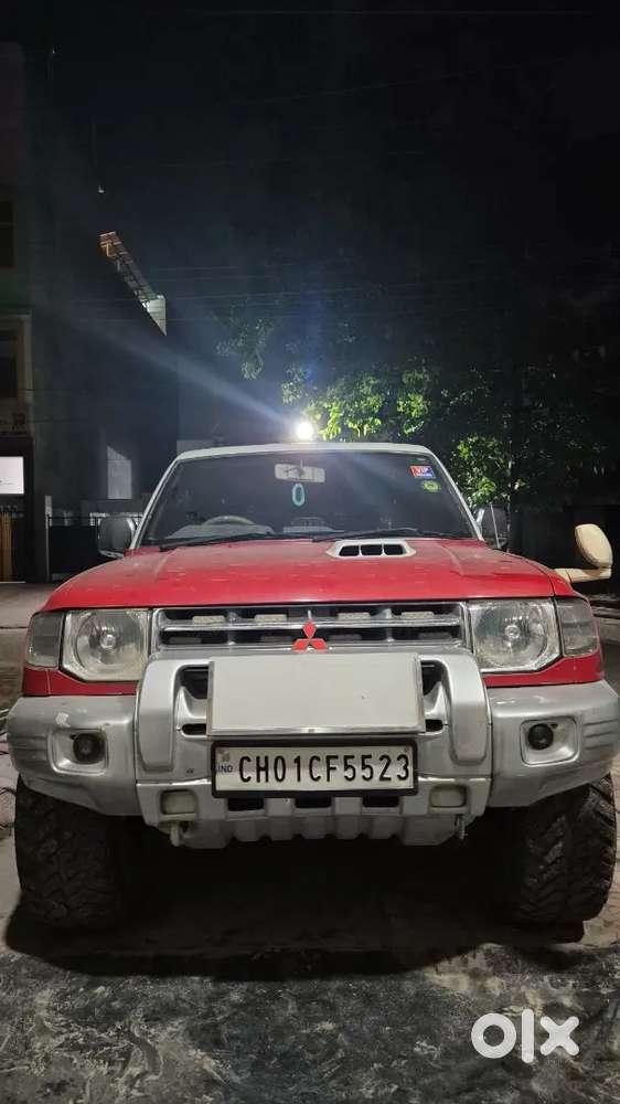 Hills Queen 4×4 Pajero