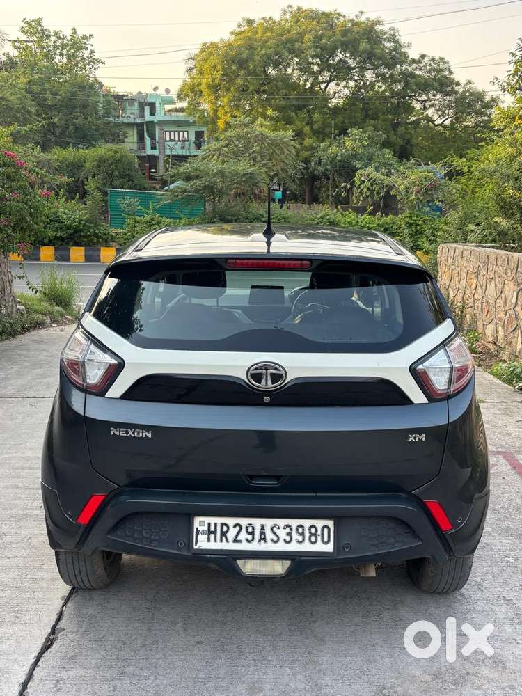 Tata Nexon 1.2 Revotron Xm (s), 2018, Diesel
