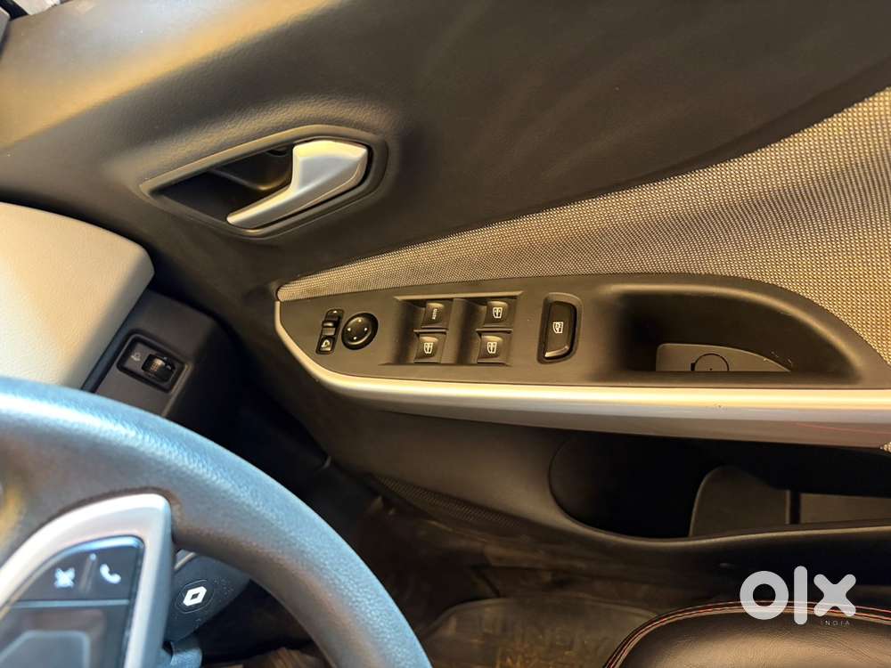 2023 Nissan Magnite Petrol  23,500 Km  Single Owner  Excellent Cond