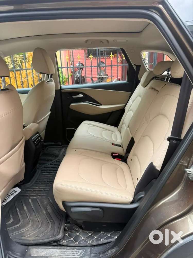 Mg Hector 1.5 Sharp 2023 Automatic