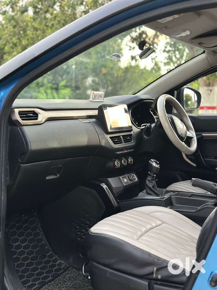 Renault Kiger Rxt, 2021, Petrol