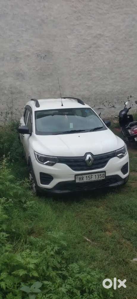 Renault Triber Rxl Amt 2023