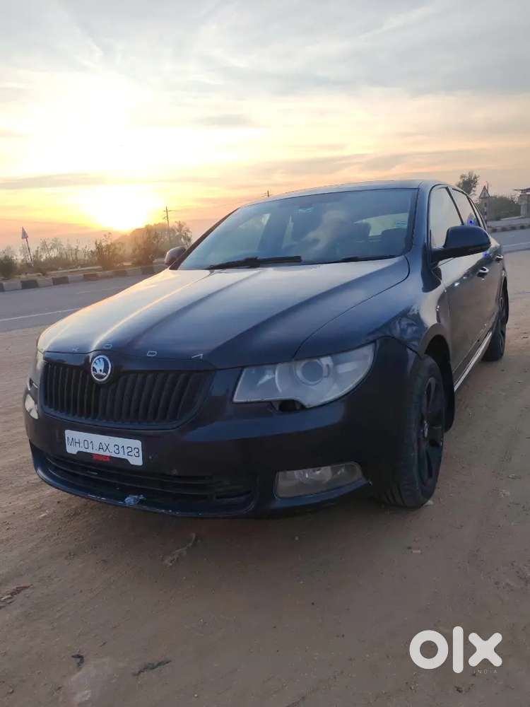Skoda Superb 2011 Petrol Well Maintained