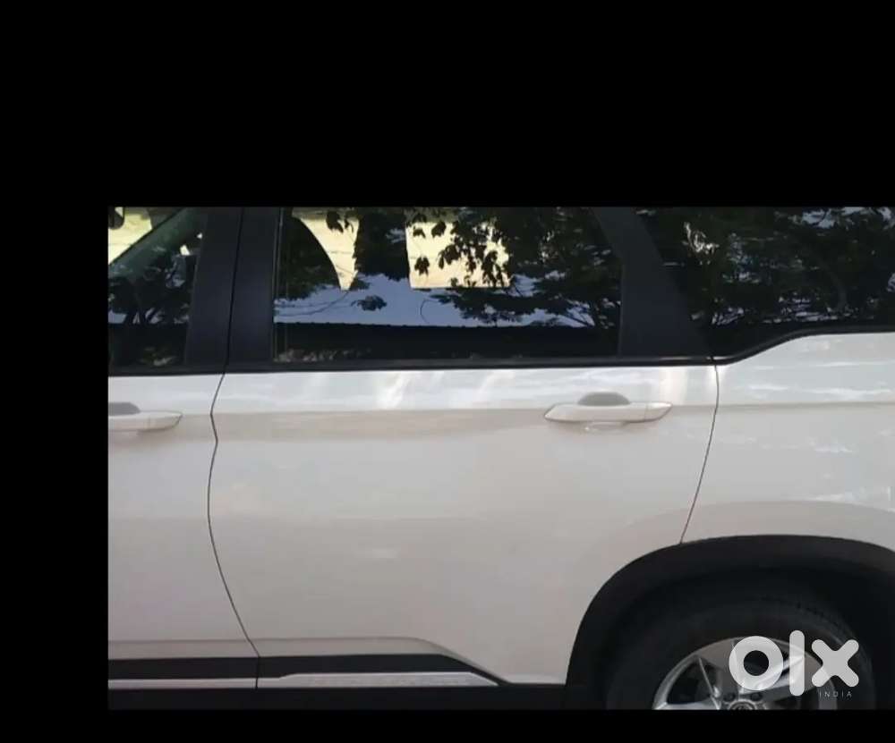 Mg Hector Plus  Haybid 2021 Petrol 740000 Km Driven,  Incurance  Runin