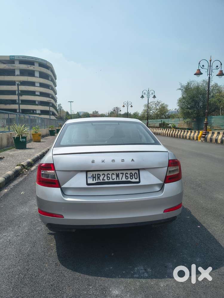 Skoda Octavia 1.8 Elegance Tsi At, 2015, Petrol