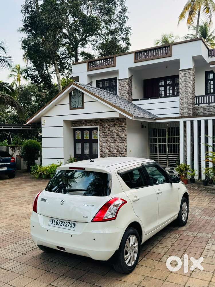Maruti Suzuki Swift Zxi, 2013, Petrol