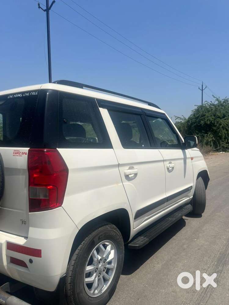 Mahindra Tuv 300 2018 Diesel Well Maintained