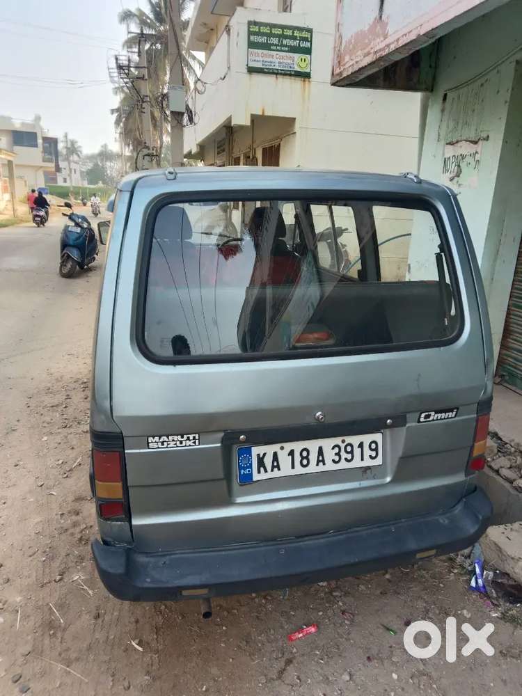 Maruti Suzuki Omni 2009mpfi
