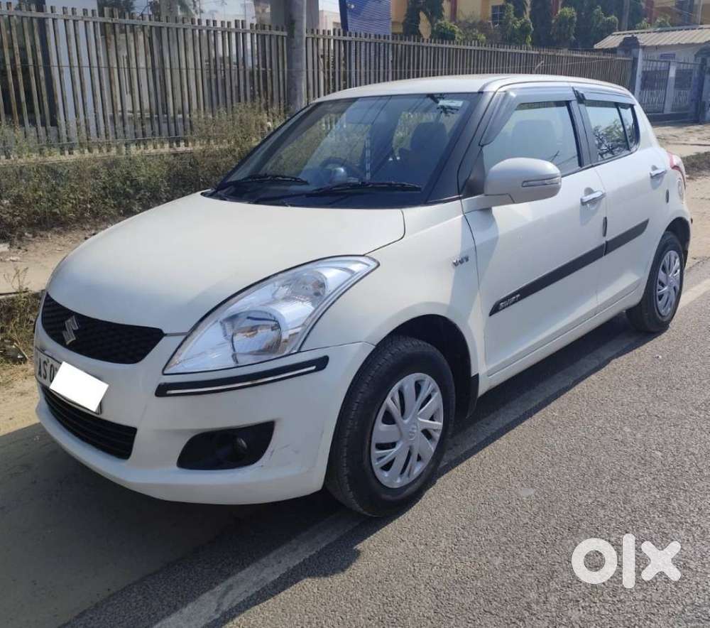 Maruti Suzuki Swift Vxi + Manual, 2015, Petrol