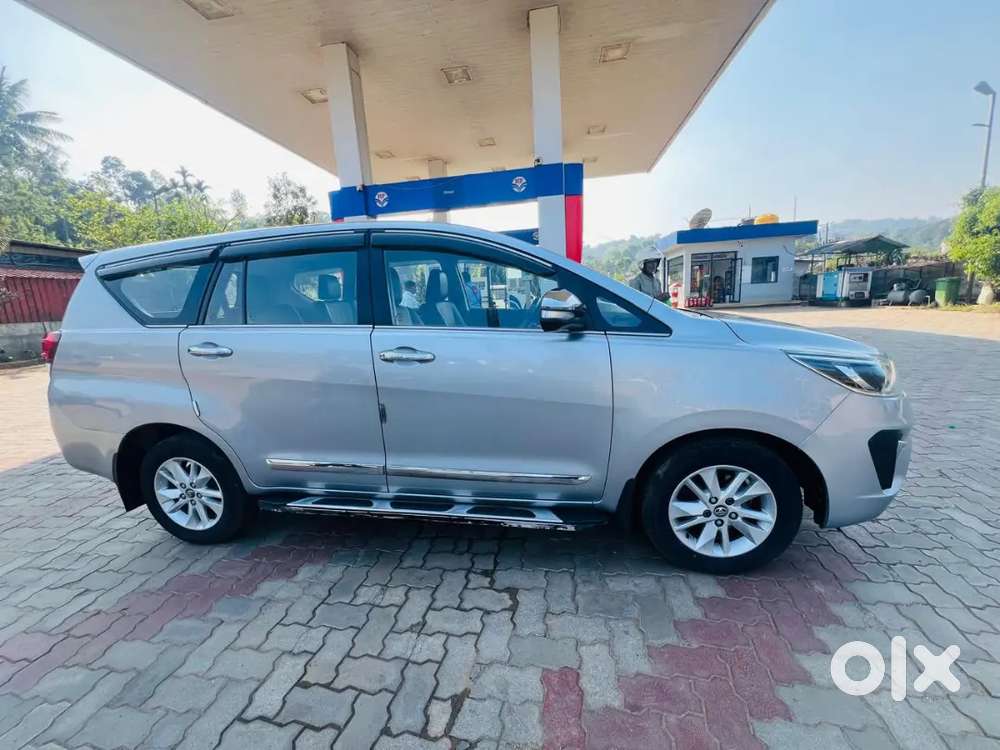 Toyota Innova Crysta 2017 Diesel 85000 Km Driven