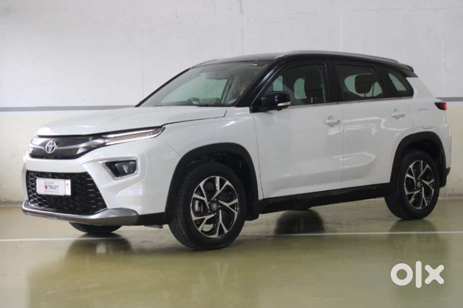 Toyota Urban Cruiser Hyryder 1.5 V Hybrid, 2023, Petrol