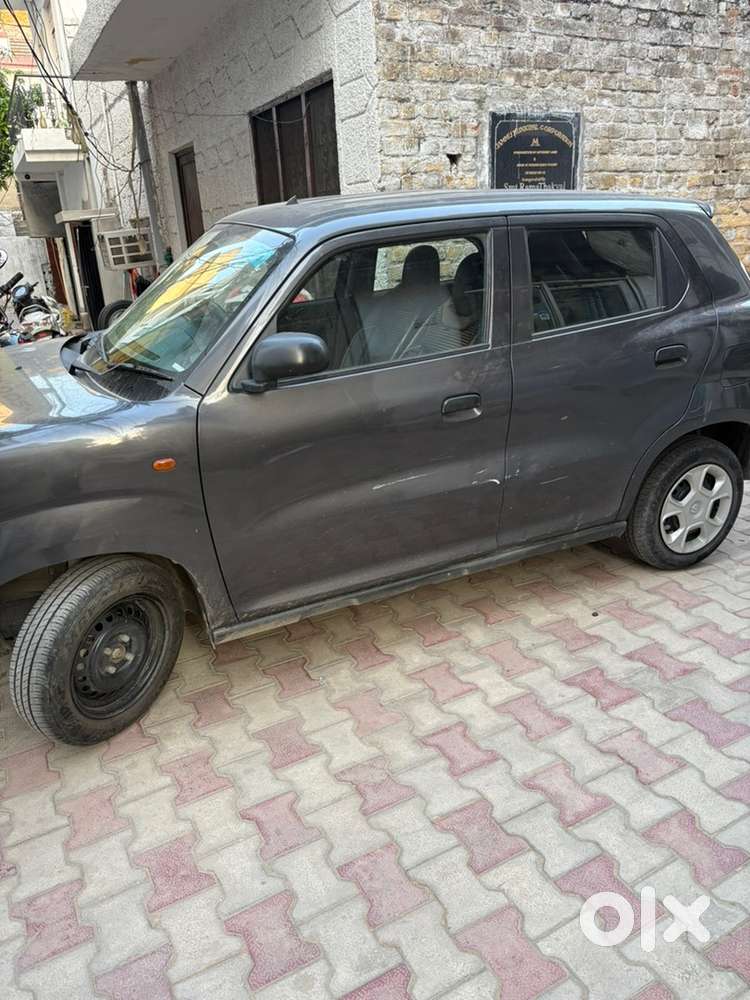 Maruti Suzuki S-presso Petrol Well Maintained