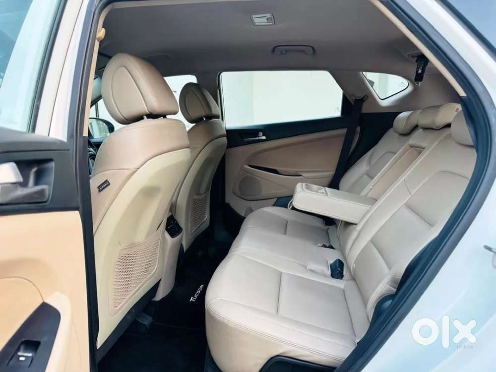 Hyundai Tucson [ ] 2.0 Gls 2wd At Petrol, 2018, Petrol