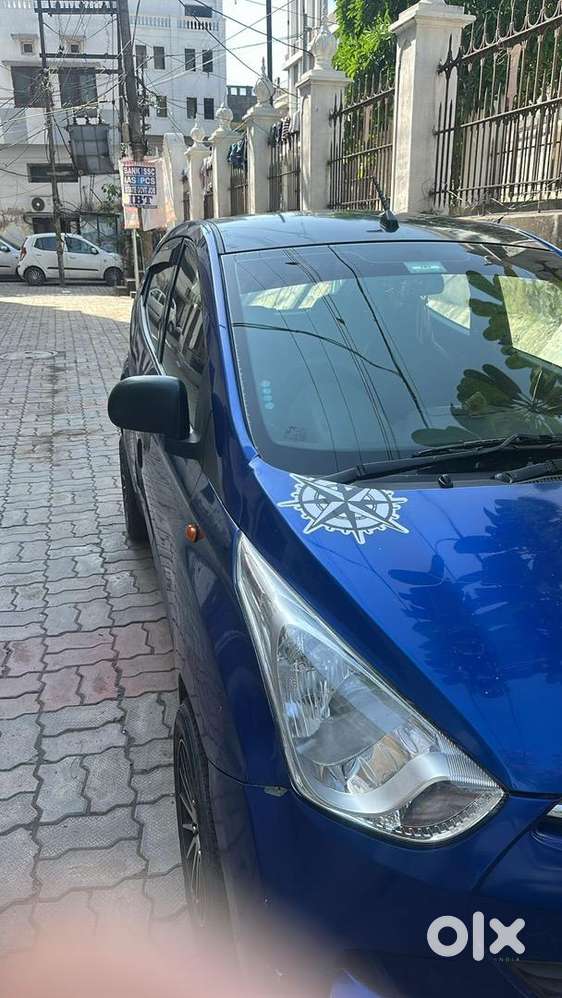 Hyundai Eon 2012 Petrol Well Maintained