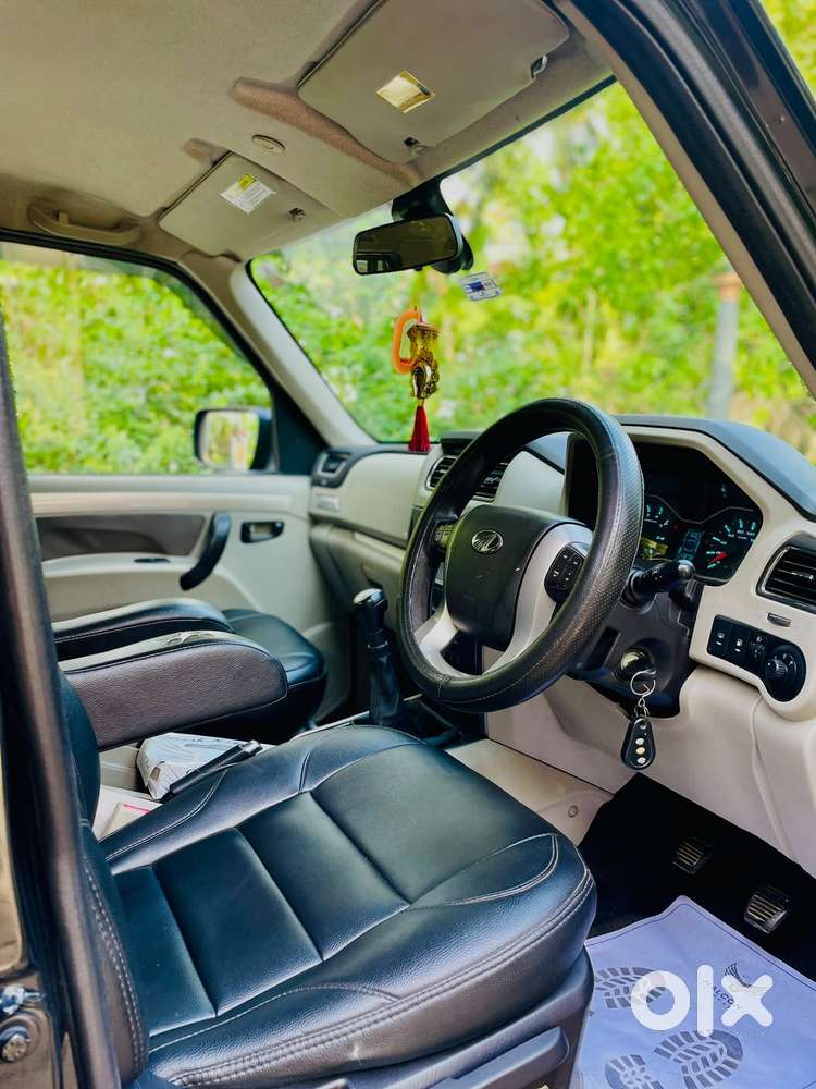 Mahindra Scorpio S10 7 Seater, 2015, Diesel