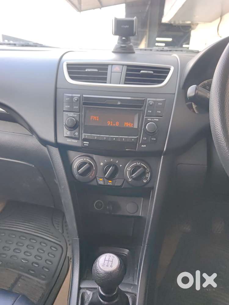 Maruti Suzuki Swift 2011-2014 Vxi, 2012, Petrol