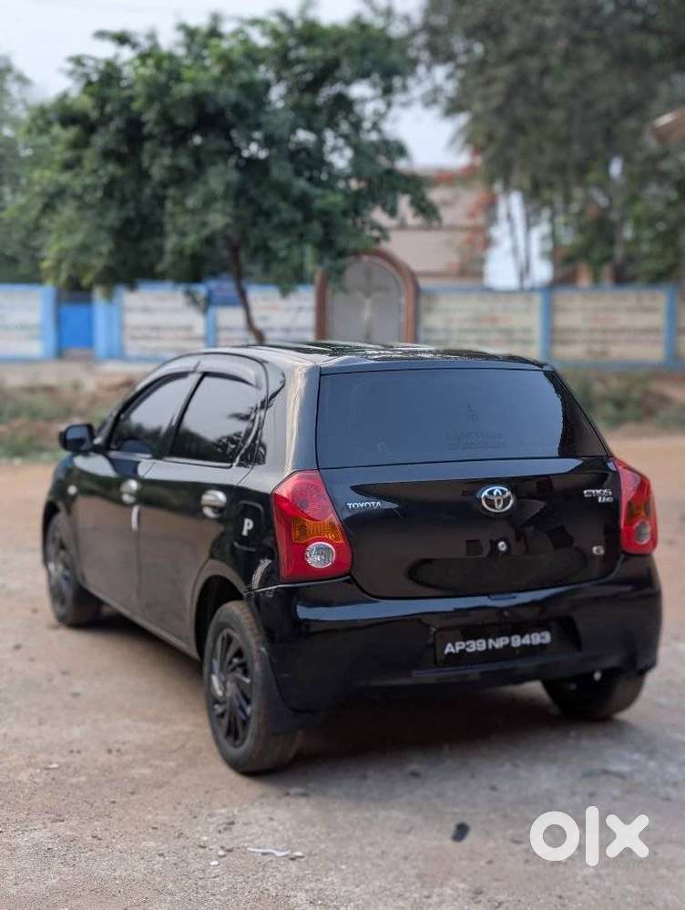 Toyota Etios Liva G, 2012, Petrol