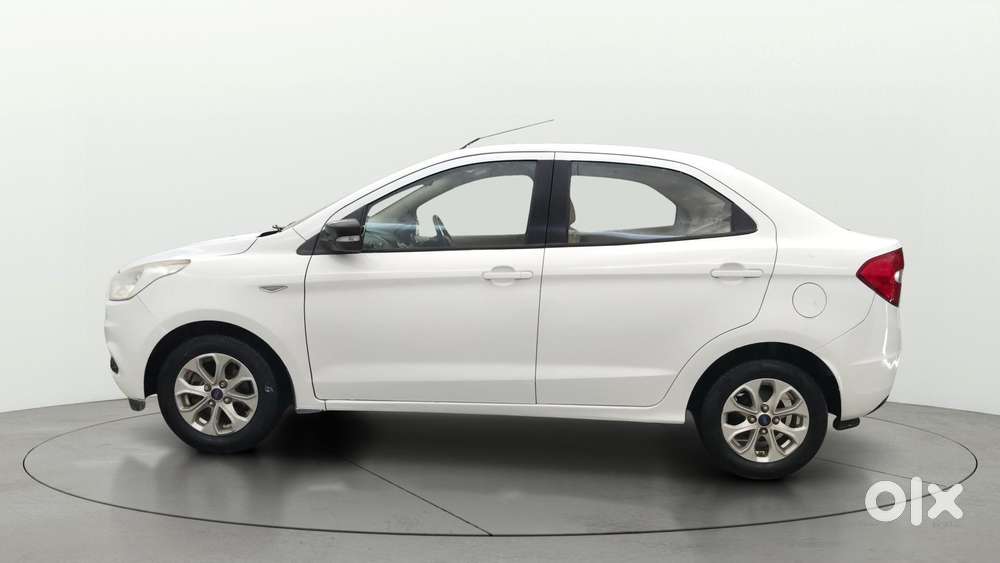 Ford Figo Aspire Titanium, 2016, Petrol