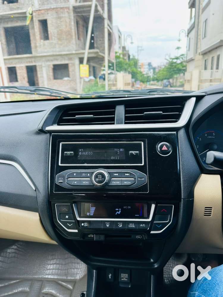 Honda Amaze (s) Diesel 1st Owner , Auto Climate Control Ac , Sterring