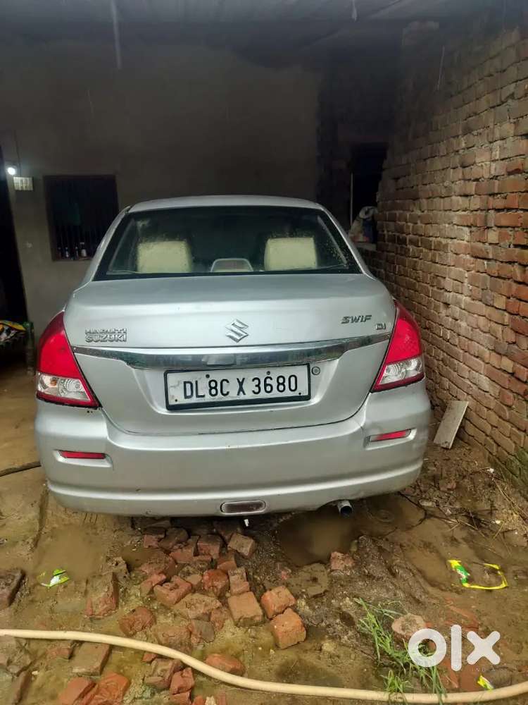 Maruti Suzuki Dzire 1.2 Vxi 2011