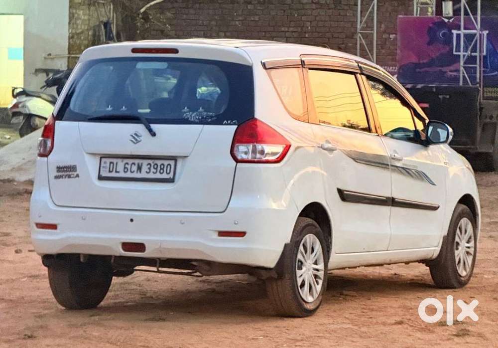 Maruti Suzuki Ertiga 1.5 Zxi, 2014, Petrol
