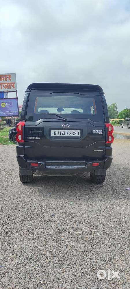 Mahindra Scorpio S10, 2017, Diesel