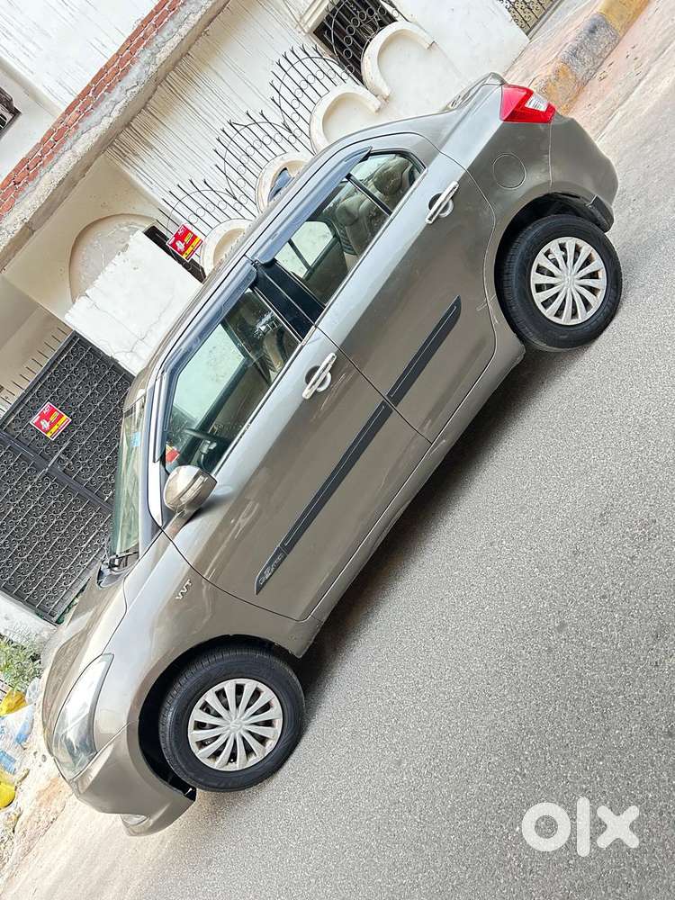 Maruti Suzuki Swift Dzire Vxi Optional, 2017, Cng & Hybrids