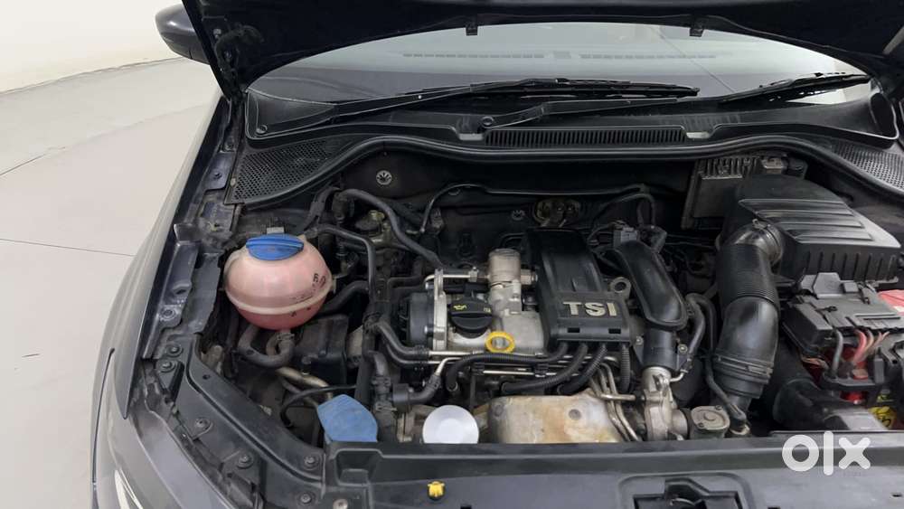Volkswagen Vento 2010-2013 Petrol Highline, 2015, Petrol