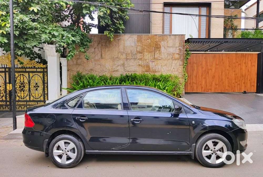 Skoda Rapid 1.6 Mpi Elegance Black Package, 2015, Petrol