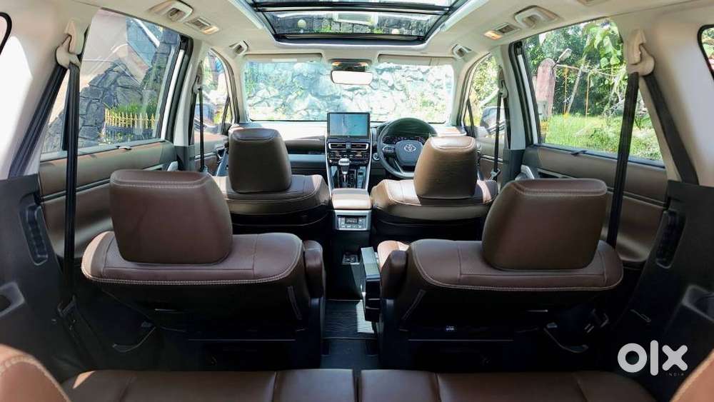 Toyota Innova Hycross Zx(o), 2024, Petrol