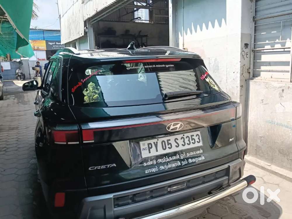 Hyundai Creta 2024 August Petrol 40000 Km Driven Dark Green Colour