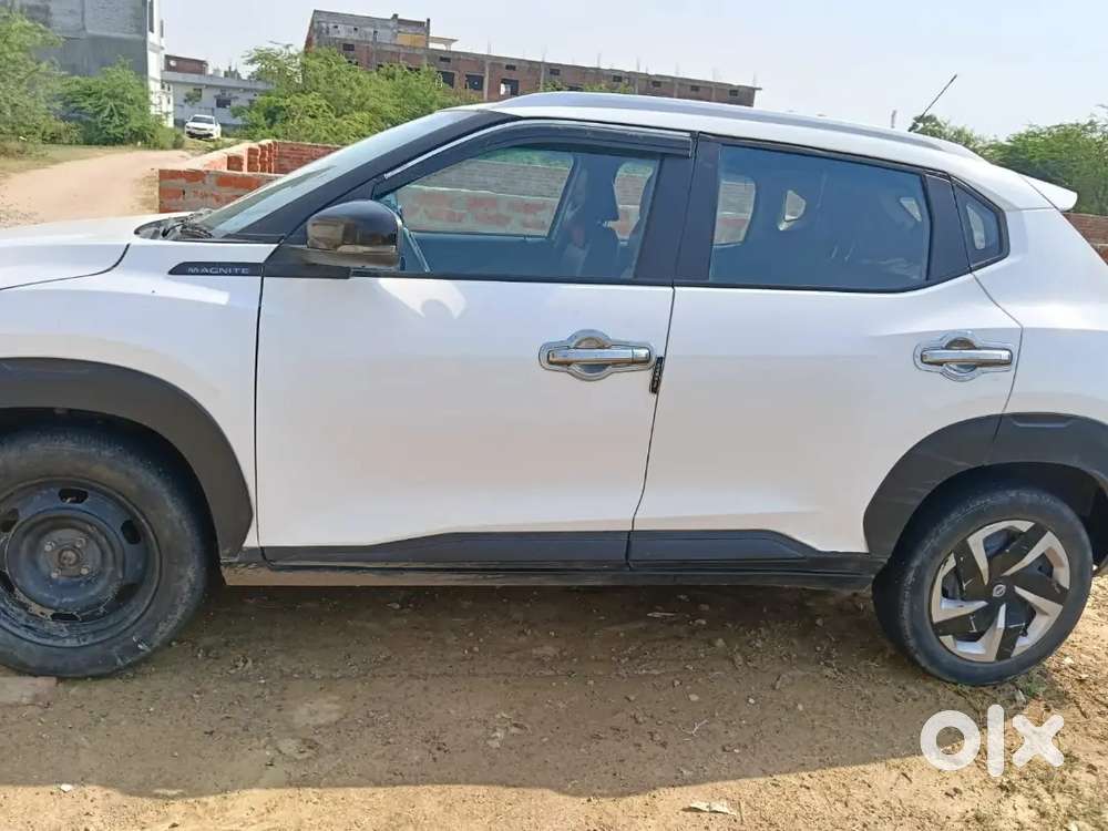 Nissan Magnite Petrol Manual 2021 Variant 1.0 Xe