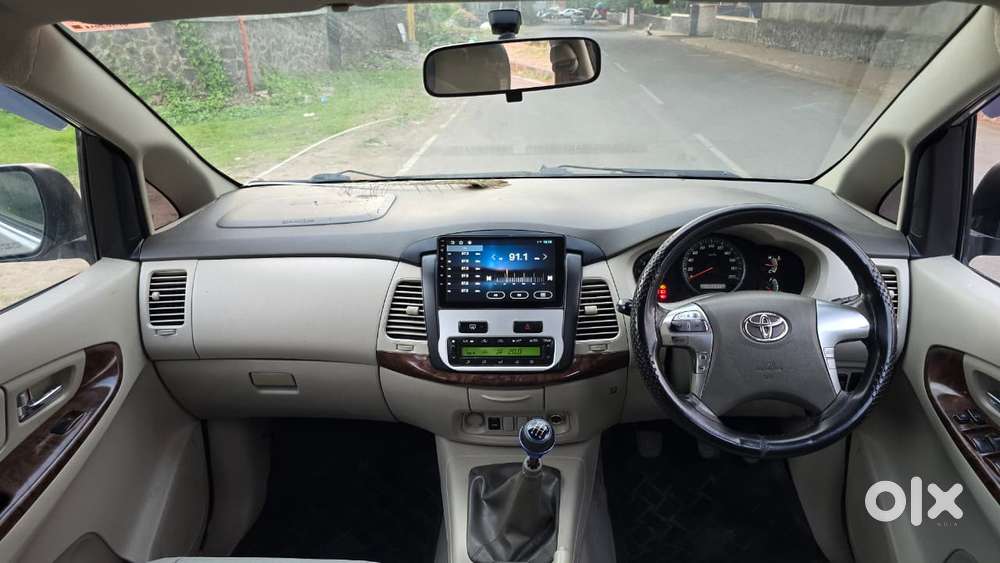 Toyota Innova 2.5 Vx 8 Str Bs-iii, 2014, Diesel