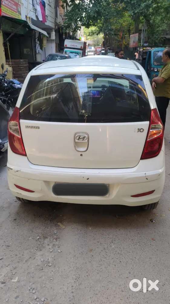 Hyundai I10 2011 Petrol 32870 Km Brand New Condition