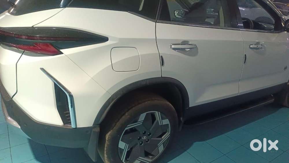Mahindra Xev 9e Pack Three (top Model), 2025, Electric