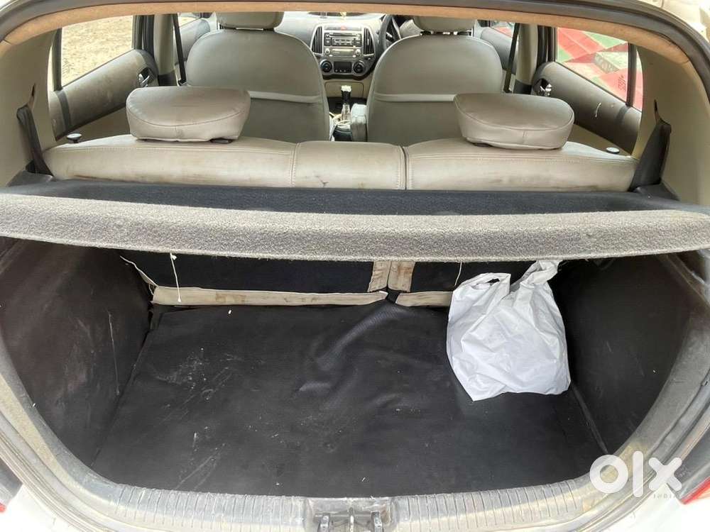 Urgent Sale - Hyundai I20 2012 Diesel Well Maintained