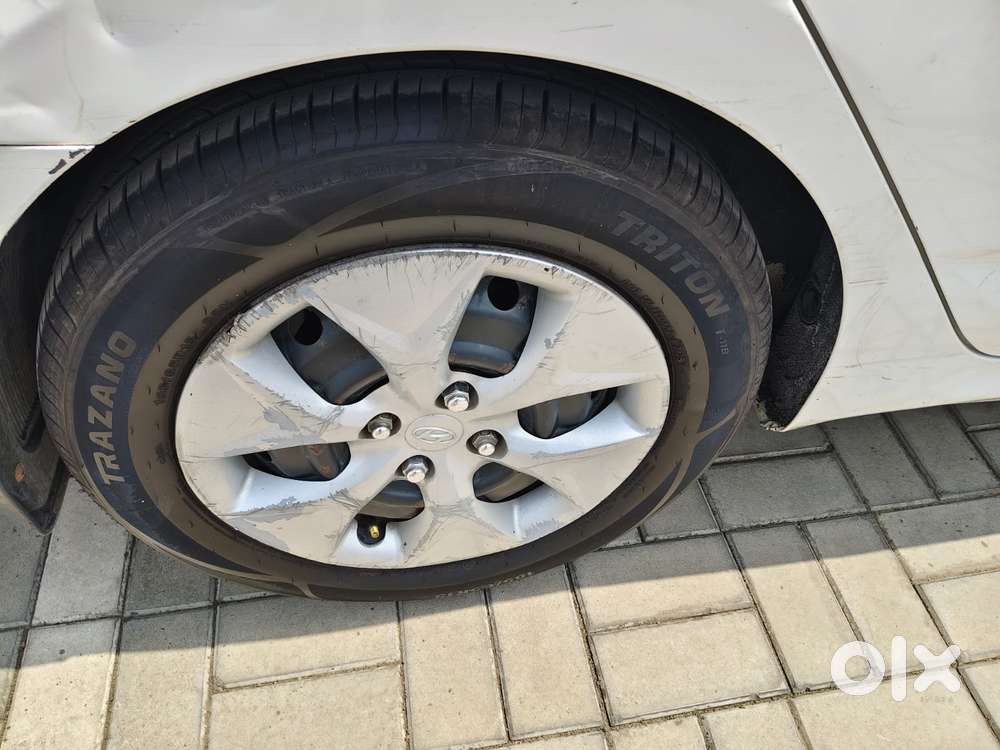 Hyundai Verna 1.6 Fluidic Vtvt S (o), 2016, Cng & Hybrids
