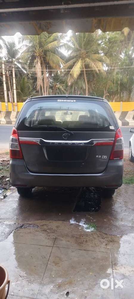Toyota Innova 2012-2013 2.5 E Diesel Ms 8-seater, 2012, Diesel