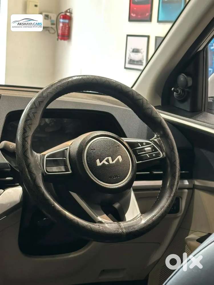 Kia Carens 1.5 Premium 7 Str, 2023, Petrol