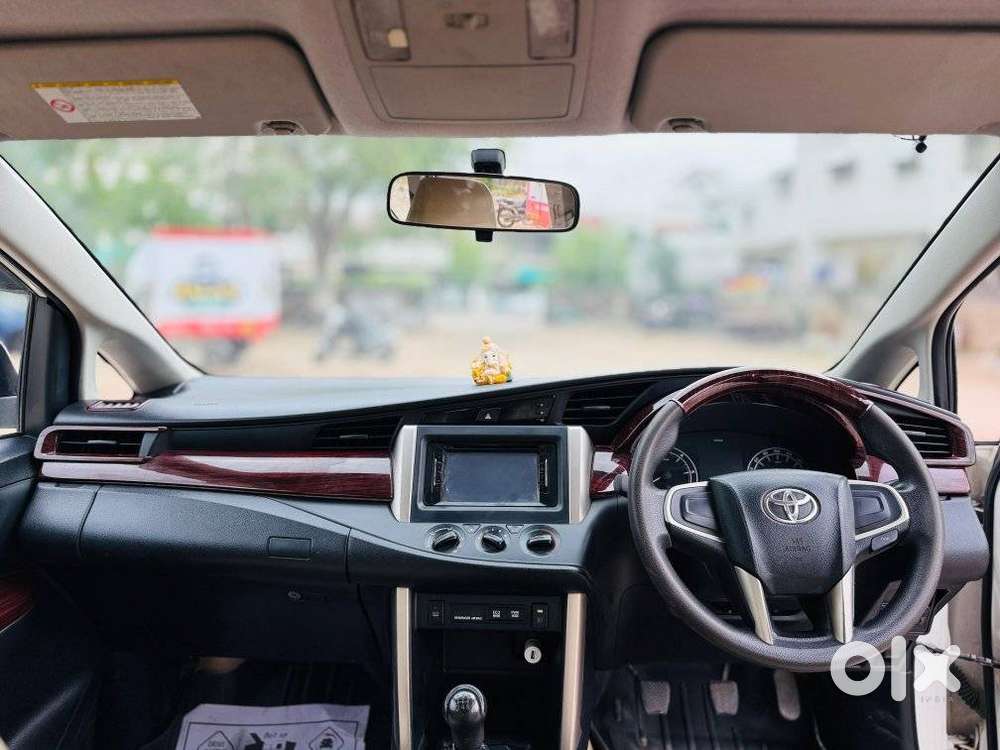 Toyota Innova Crysta 2.4 G Mt 7 Str, 2016, Diesel