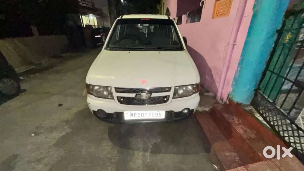 Chevrolet Tavera 2012 Diesel 350000 Km Driven