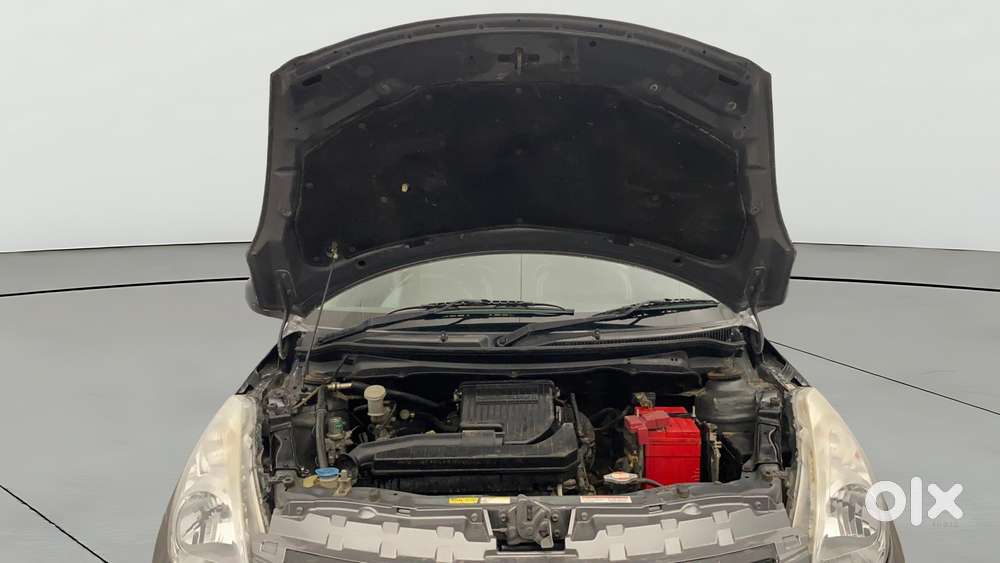 Maruti Suzuki Swift Lxi, 2015, Petrol