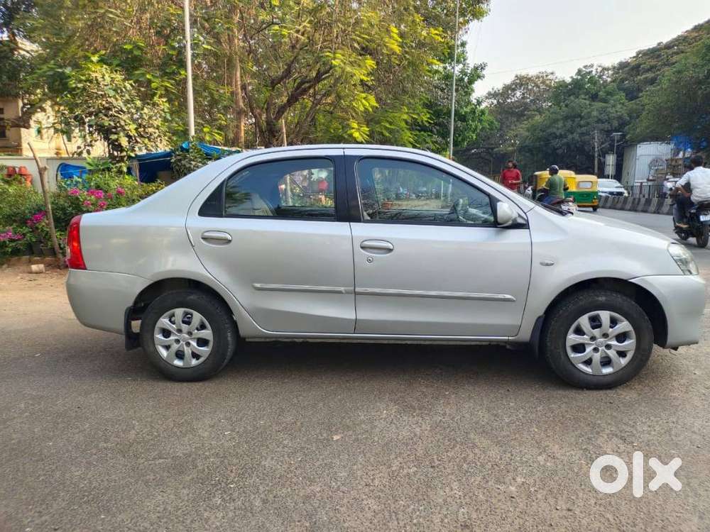 Toyota Etios 2010-2012 V, 2011, Petrol