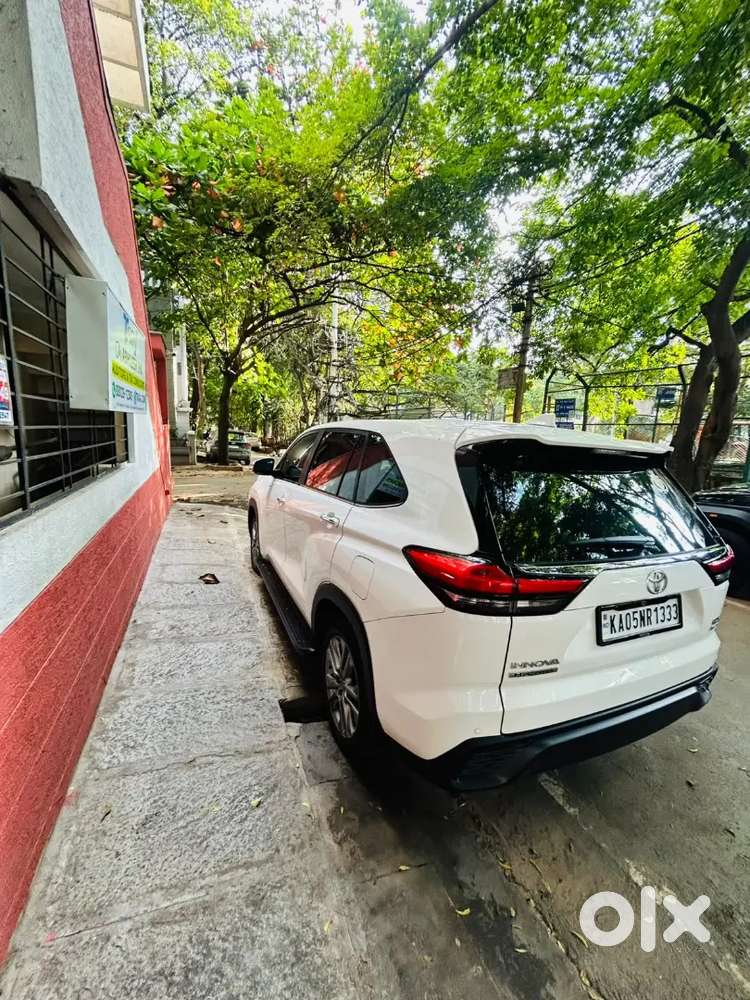 Toyota Innova Hycross Zx(o) 2026